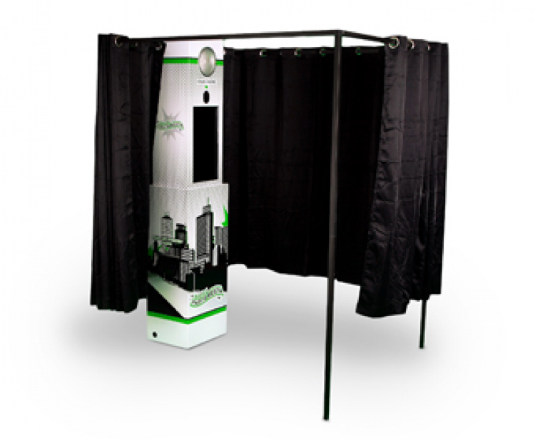 Photo Booth & Special Effects